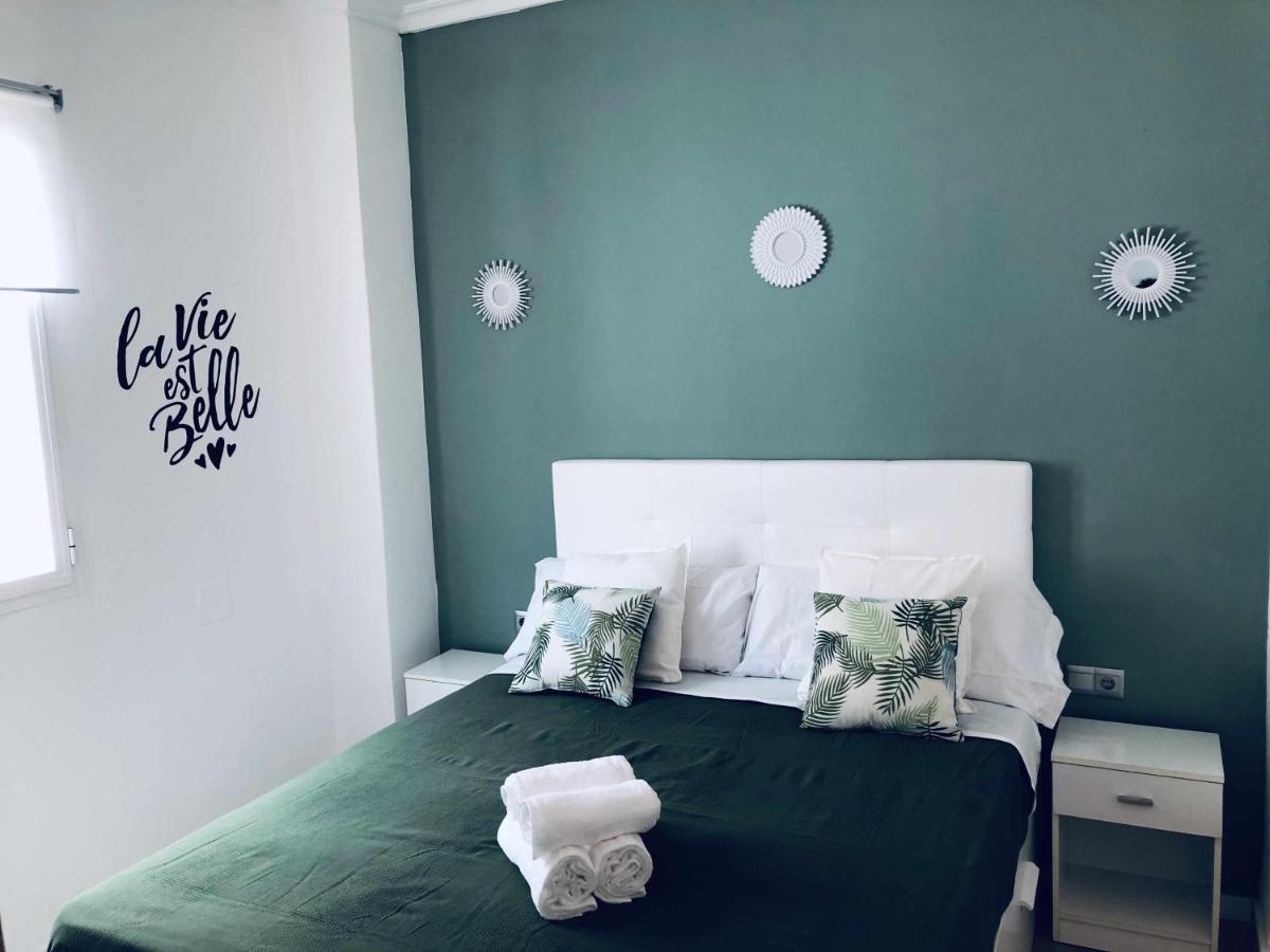 Aparthotel Sunlight Malaga Centro Zewnętrze zdjęcie