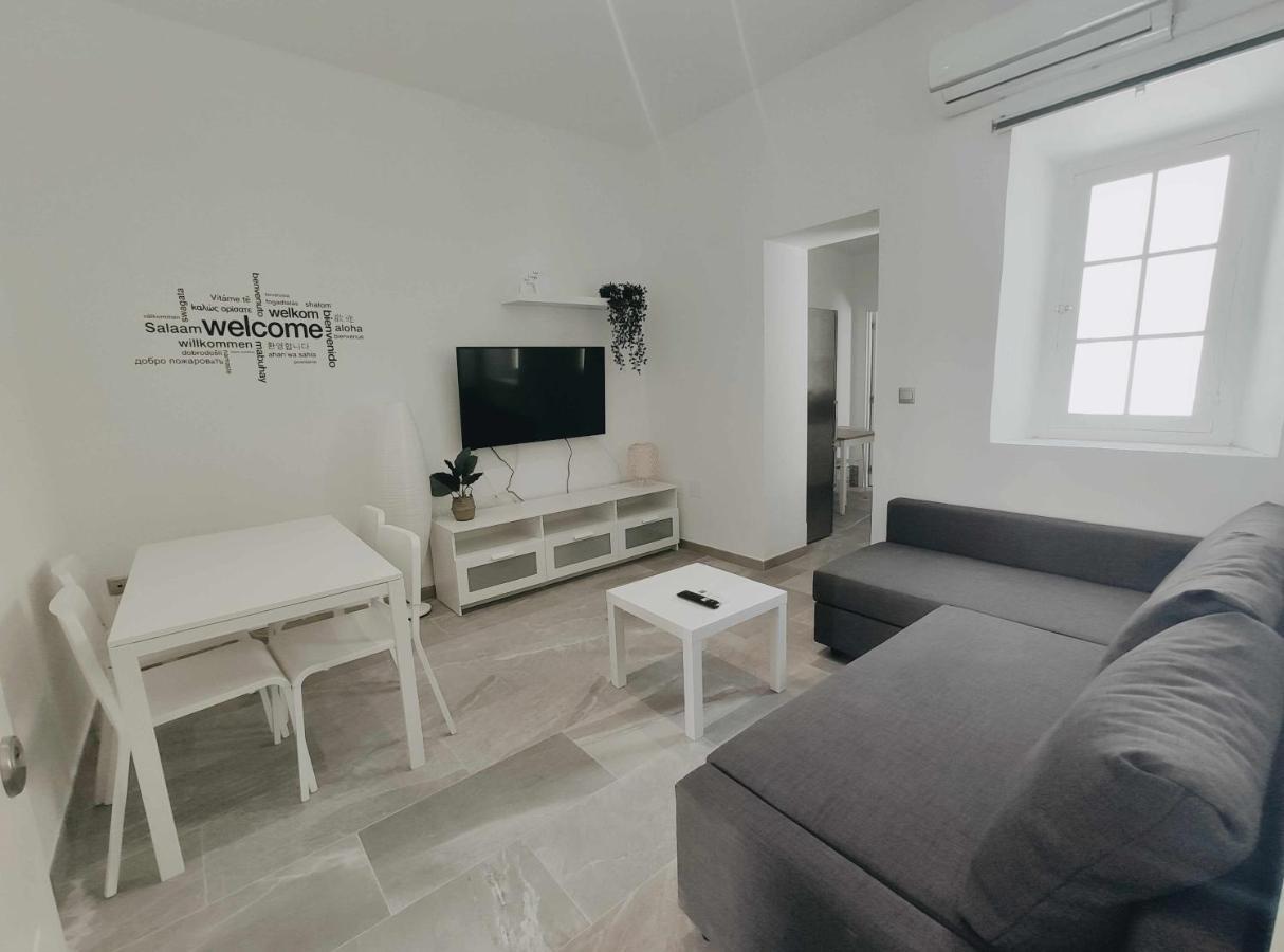 Aparthotel Sunlight Malaga Centro Zewnętrze zdjęcie